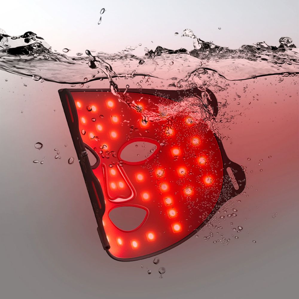 led maske med rødt lys teatralsk produkt billede i vand